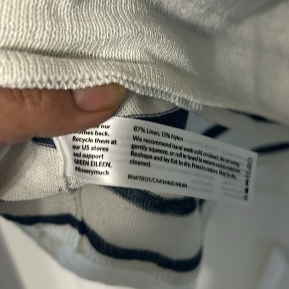 Eileen Fisher Ballet Neck Double Layer Top in Linen Crepe Knit in Soft White M - Picture 8 of 9